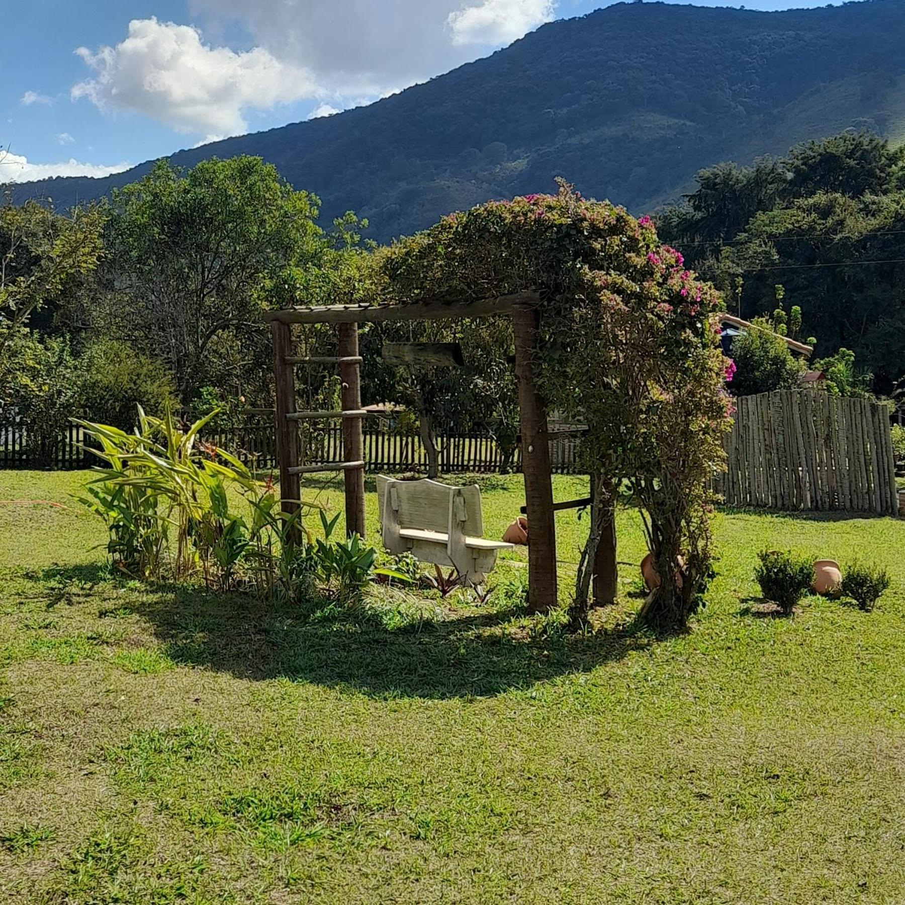 Recanto Das Flores São Tomé das Letras Εξωτερικό φωτογραφία